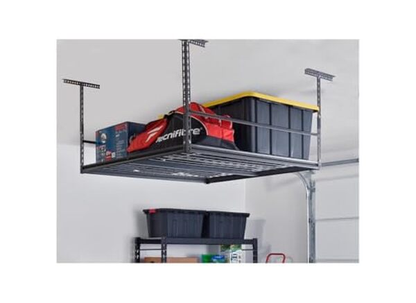 Découvrez comment l'étagère plafond Muscle Rack peut transformer vos espaces de rangement en libérant de la place au sol et en offrant une solution robuste et efficace pour organiser vos affaires.